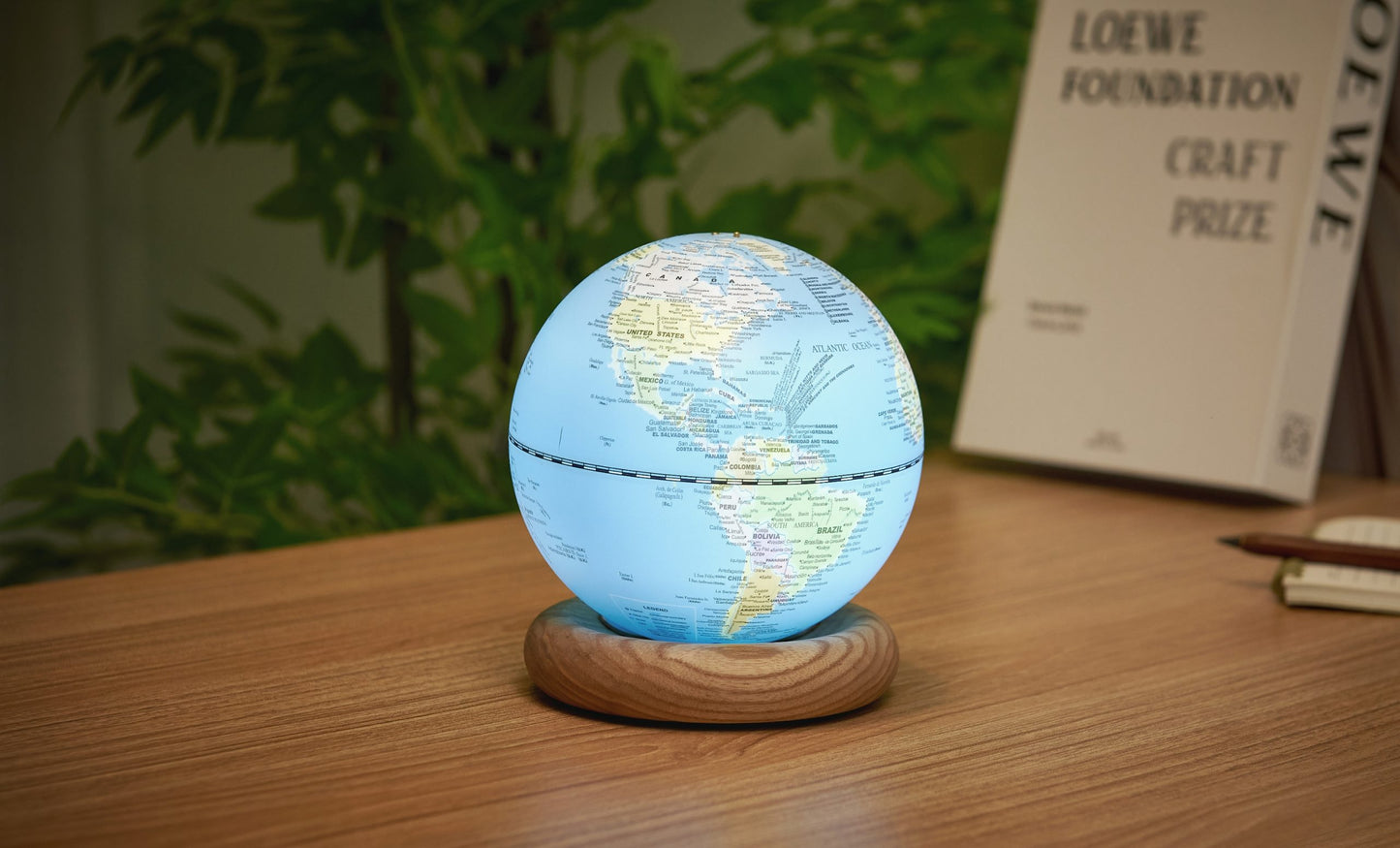 AtlasGlobe Lamp