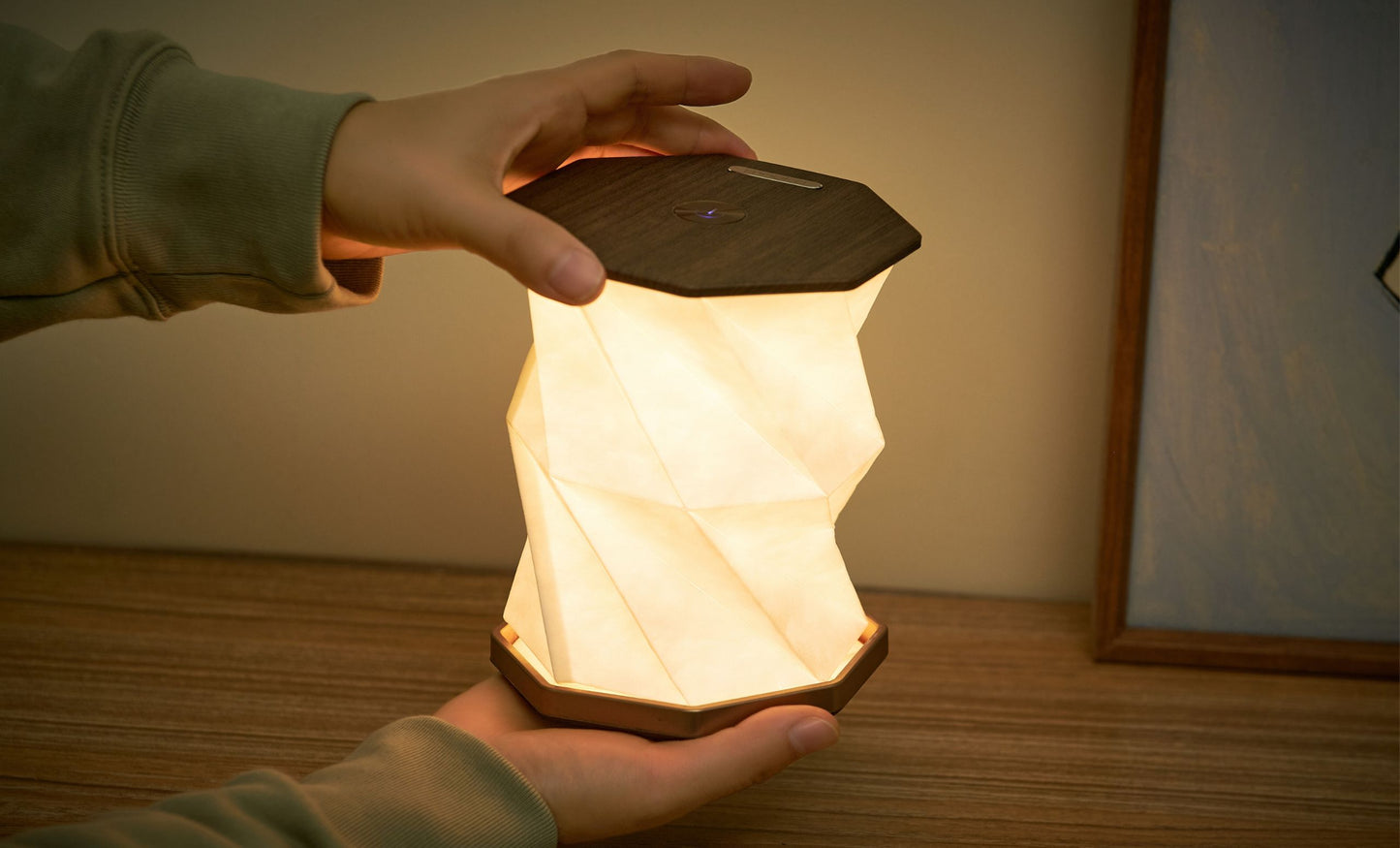 Twist Hexagon Lamp