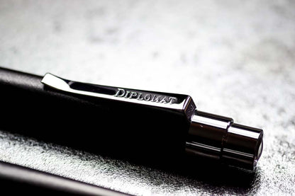 Diplomat Fountain Pen Magnum crow black - Medium