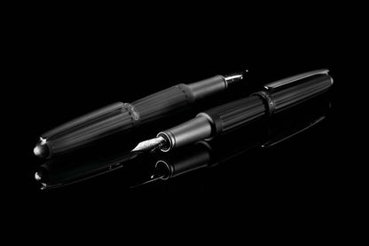 Diplomat Fountain Pen Aero black - Medium