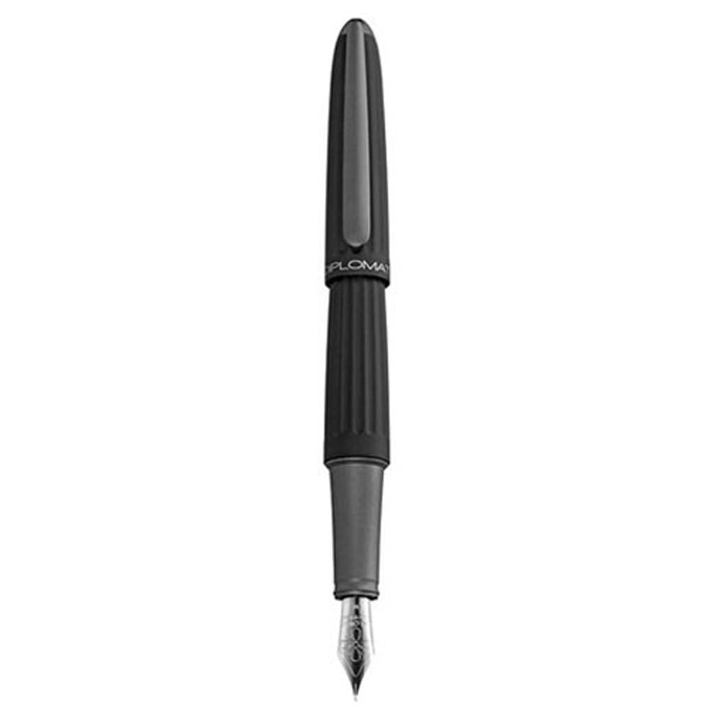 Diplomat Fountain Pen Aero black - Medium