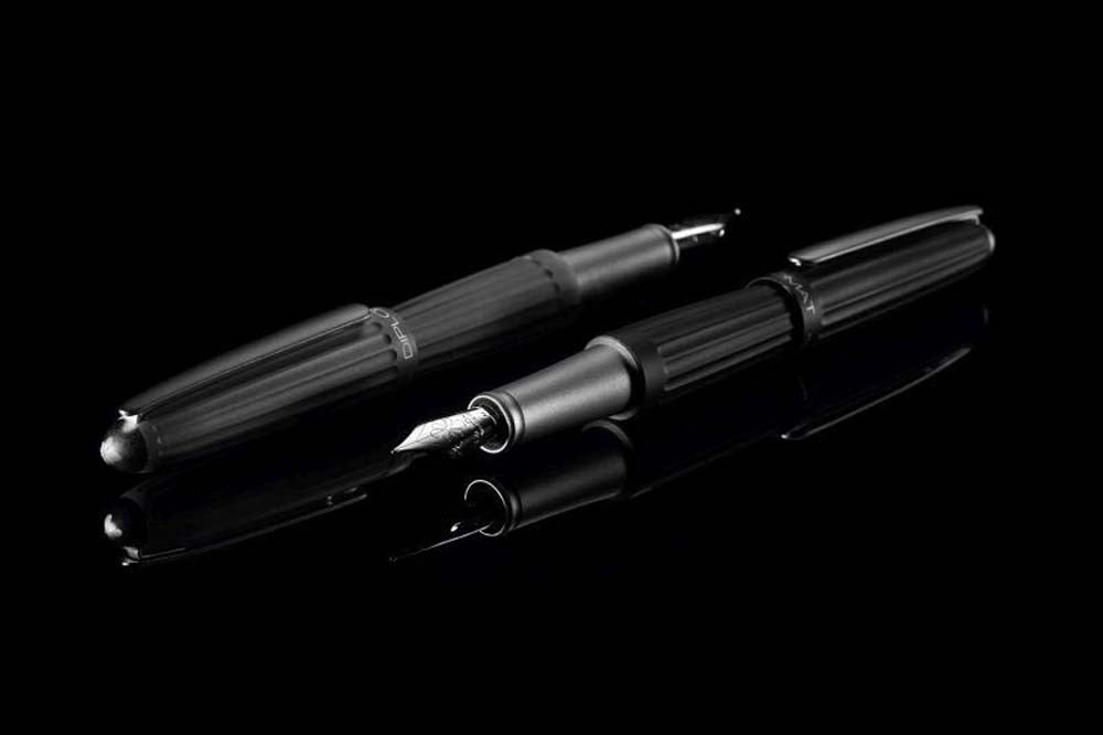 Diplomat Fountain Pen Aero black - Medium