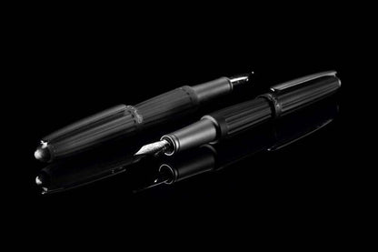 Diplomat Fountain Pen Aero black - Medium