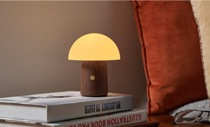 Alice Mushroom Lamp