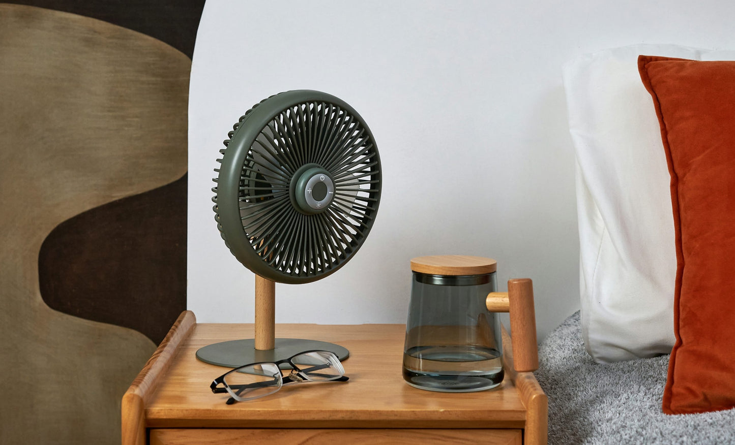 Beyond Portable & Detachable Desk Fan/ Light