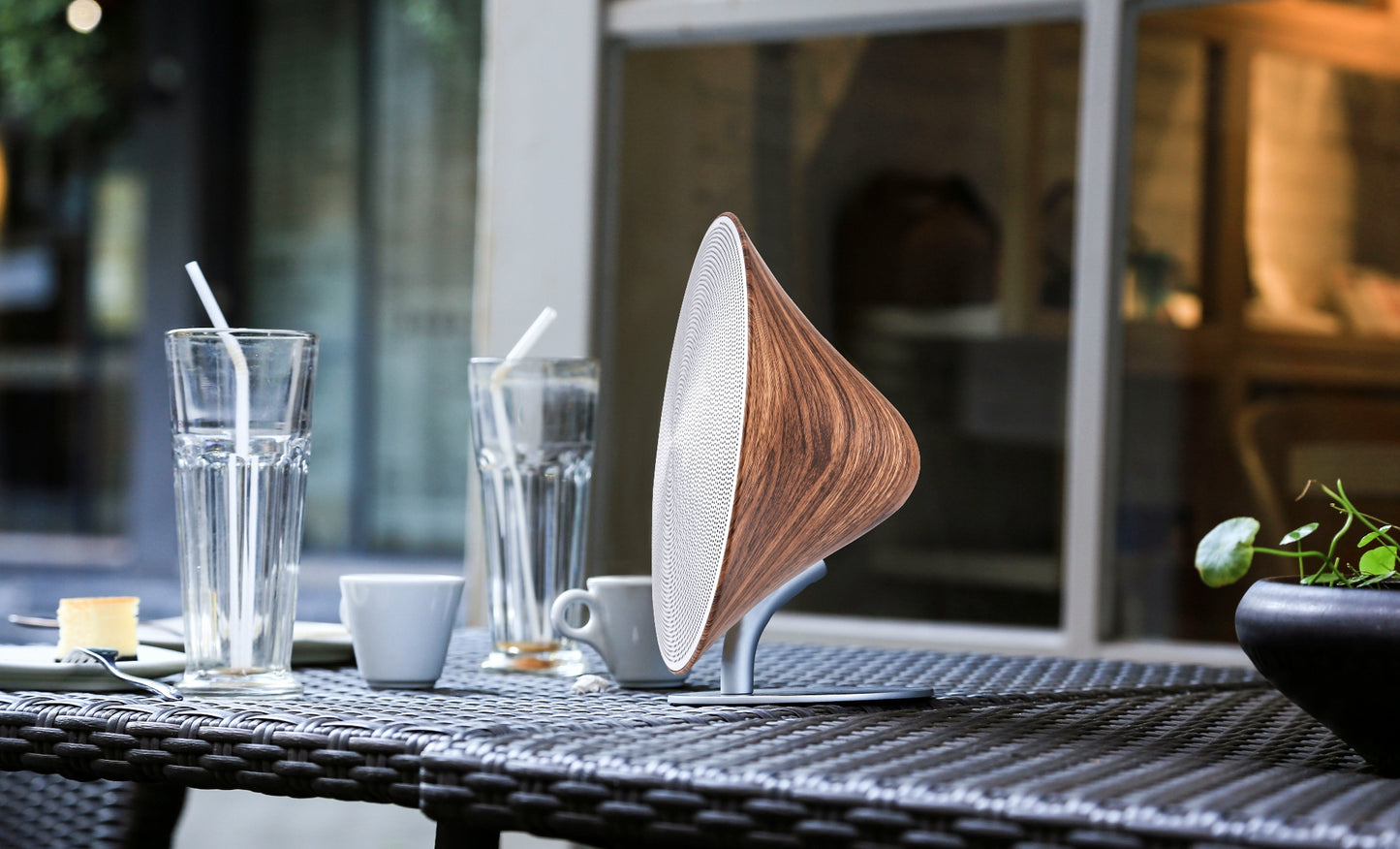 Halo One NFC/Bluetooth Speaker