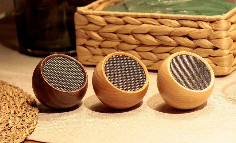The Tumbler Selfie Bluetooth Speaker